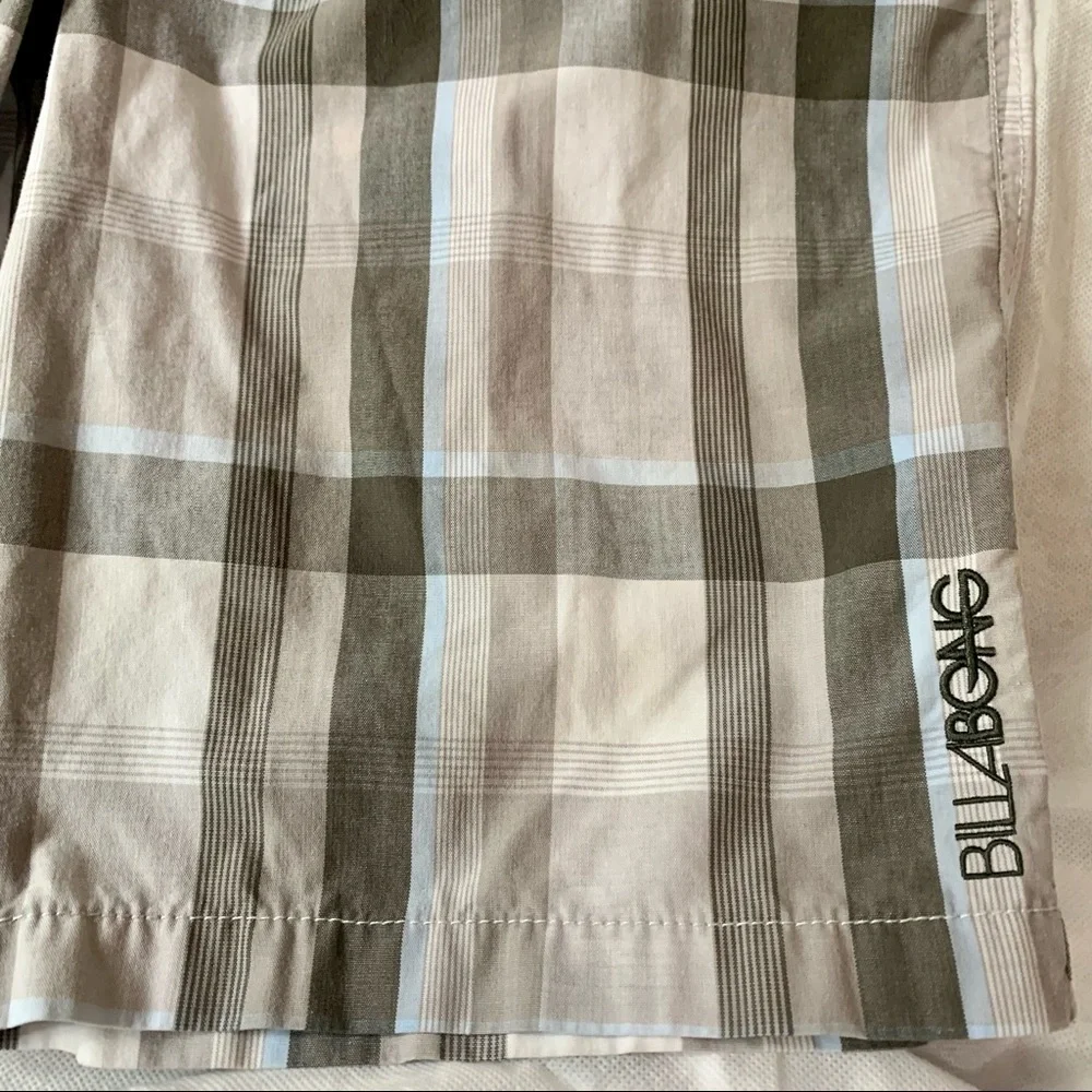 BILLABONG Gray, Light Blue and White Plaid Shorts